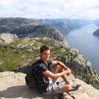 Esteban Robles's Photo