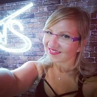 Tina Basner的照片