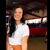 Laura Medeiros's Photo