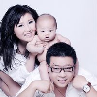 Arthur song's Photo