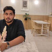 Riishard Gulam's Photo