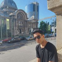 Mert Schwaltz的照片