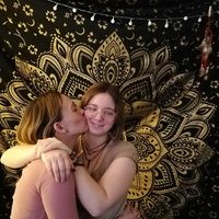 diana+leilah's Photo