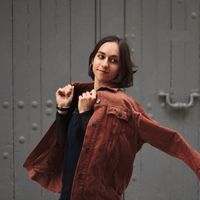 Mathilde Renault的照片