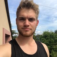 Maciej Majchrowski的照片