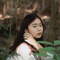 Tata Sattayabanphot's Photo