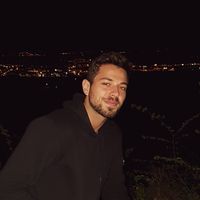 Kemal Savascilar的照片