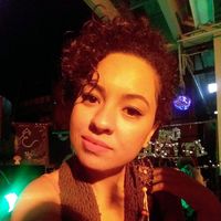 Cyntia Samy Santos的照片