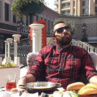 Sinan Kanat的照片