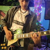 Leo Sánchez的照片