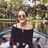 Dorra Dakhli的照片