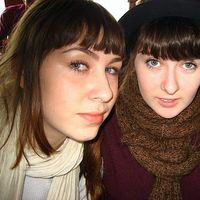 Olivia and Jane Quigley的照片