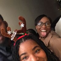 chrystel james的照片