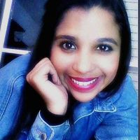 Francine Caroline的照片