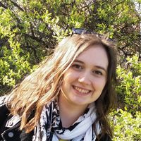 Anna Pethö的照片