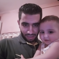 oussama bensmaine的照片