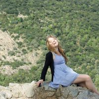 Hannah Matthes的照片