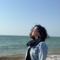 Mitra Tahounehban's Photo