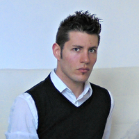 Lino Petruzzella的照片