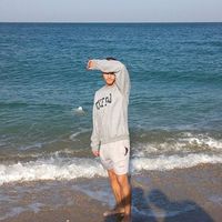 Dima Onoprienko的照片