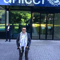 Omar  Barghouti的照片