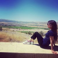 Milan Saboori的照片