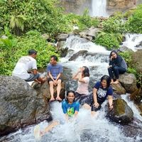 Fotos de Rooney At Thabrani