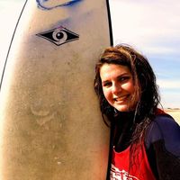 Andrea Lyonnais的照片