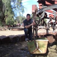 Adrian Belloni的照片