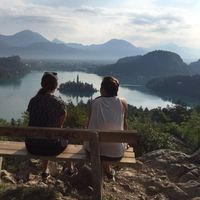 Katelyn Melan的照片