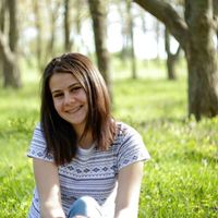 Dimana Petrova的照片