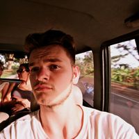 Keanu Dirks的照片