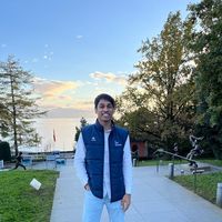 Pradyot Sharma的照片