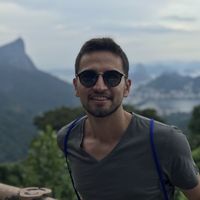 Aníbal González的照片