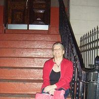 Elizabeth Skall's Photo