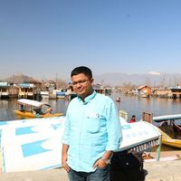 Sabyasachi Chakraborty的照片