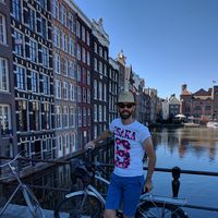 Julien Opti的照片