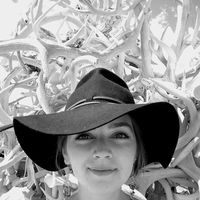 Emma McClary的照片