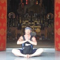 Yoshimi Tanaka的照片