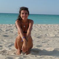 Ayi Ferrando的照片