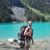 Simone Urgias的照片