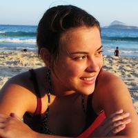 Mariana Polo Garotti的照片