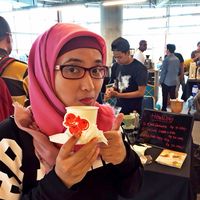 desie triaryani's Photo