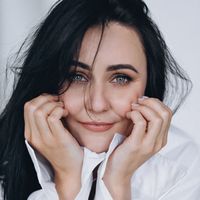 Yuliya Shayenko's Photo