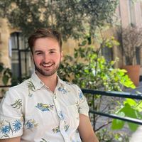 Dominic Graham的照片