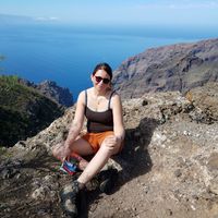 Helene Montagne的照片