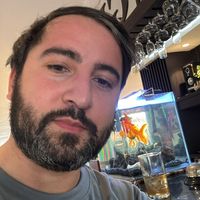 Esteban Iturra的照片