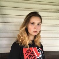 Iuliia Zhabreva的照片