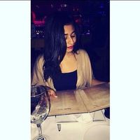 Hind Azzaoui的照片