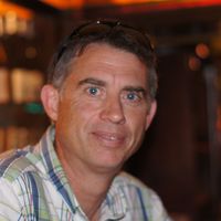 james cavanagh的照片